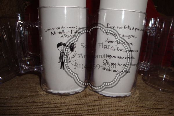 caneca de chop em acrilico